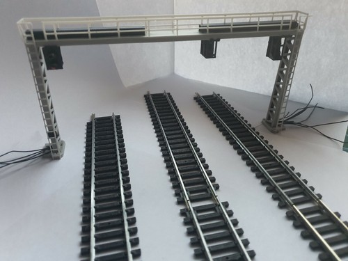 Signal gantry with - signal,