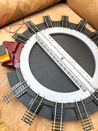 Hornby electrically operated - hornby,